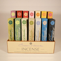 encens_d__auroville_displaybox__14_geuren_wierook.png