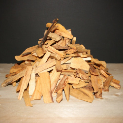 heilig_hout__palo_santo__sprokkelhout_1kg.png